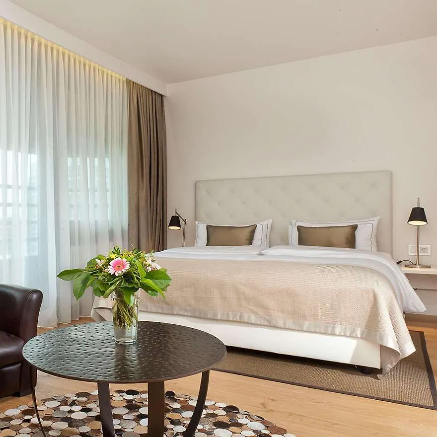 Wyndham Berlin Excelsior Hotel